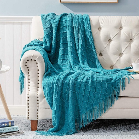 White Farmhouse Classic Chic Tassel Knit Throw Cozy Fringe Patterned Blanket - Picture 6 of 16